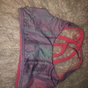 Reversible sports bra